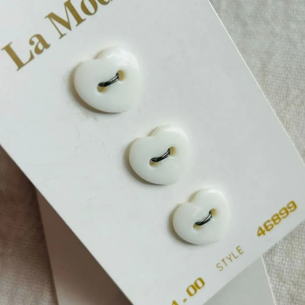 (6) Vintage La Mode White Heart Buttons Made in Italy